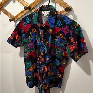 MENS VINTAGE Patterned -BUTTON DOWN T SHIRT - Medium